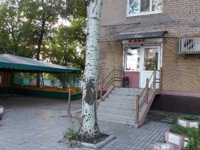 Продаж магазину біля ринку.