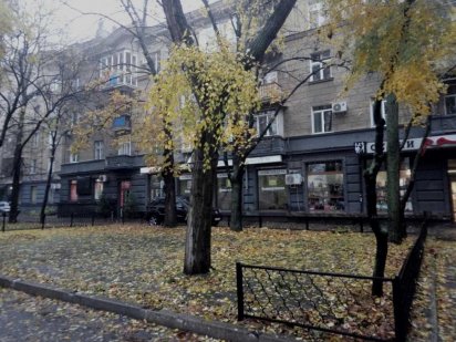 Продам фасадное помещение на проспекте Шевченка! 1L21