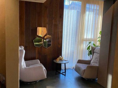 Продам коммерческое помещение в ЖК Новодворянский Центр Дніпро