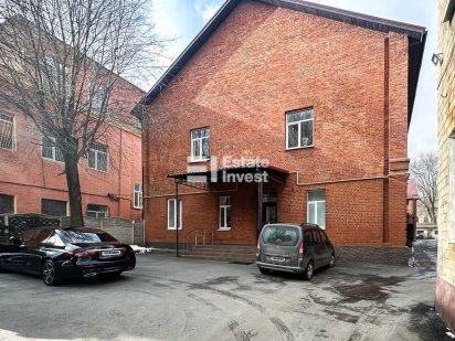 Продам ОСЗ в приближенном к центру районе, по адресу: ул.Малиновского. Харьков