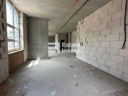 Комерційна нерухомість на вул. Молочна, 52, ЖК Кристал. Харків