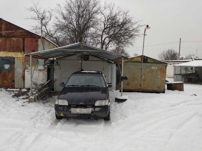 Продам гаражи под автосервис в Николаеве (2 рядом расположенных) - фото 1