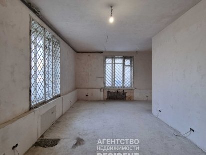 Помещение 44 м2 просп. Гагарина 97 Красная Линия Днепр