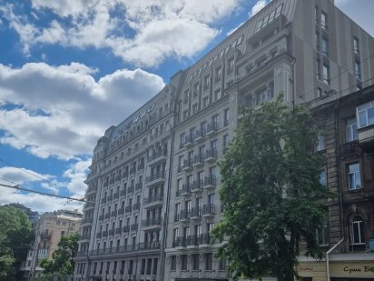 Продам нову будівлю в центрі Одеси, автономне,з ліфтами та терасами Одесса