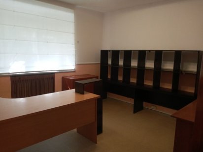 ПРОДАМ ОФИС.  Торг уместен.