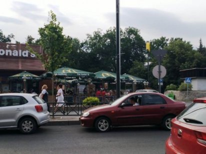 Продам. Магазин в Харькове! м. Арх. Бекетова (напротив McDonalds) Харьков