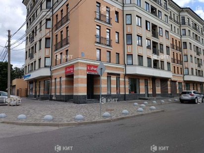 Продаж  магазину в центрі міста по вулиці Бакуліна,118675 Харьков