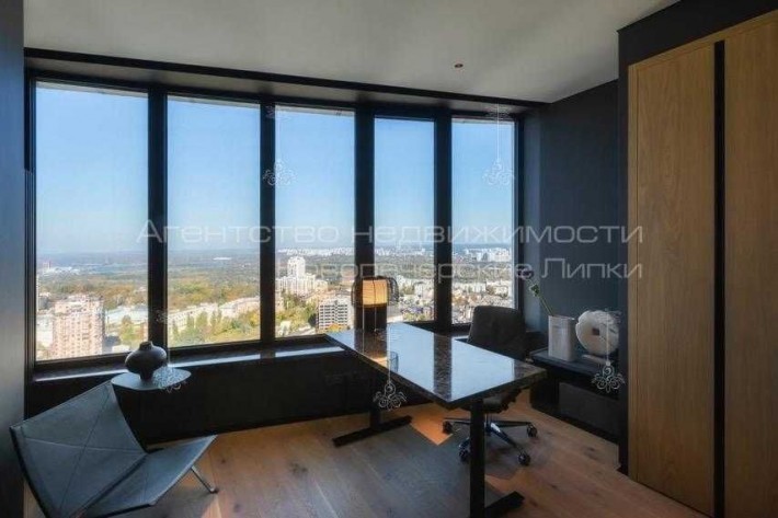 Продажа офиса с VIP ремонтом в Carnegie Tower - Кловский Спуск 7 - фото 1