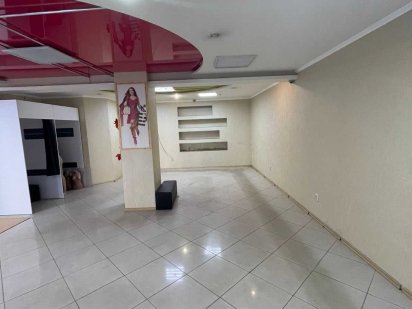 Оренда приміщення 72 м2 з ремотом у самому   Центрі міста !