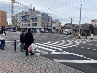 Оренда ТИЧИНИ на зʼєднанні бульварів Ивано-Франковск