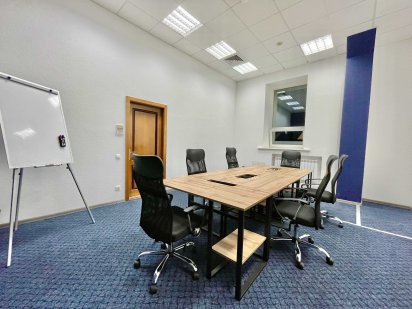 Почасово комната закрытого типа. м. Олимпийская (5мин). Есть свет! Київ