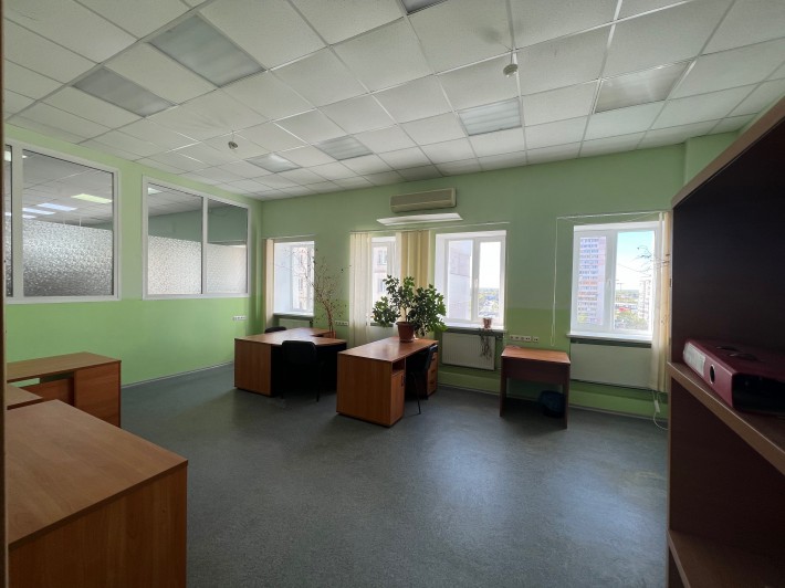 Офісні приміщення в оренду в бізнес-центрі Колізей, від 14 до 150 кв.м - фото 1