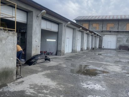 Оренда боксов помищения под склад под СТО Ужгород