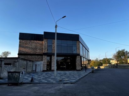 Отдельно стоящее помещение на Пл Старомостовая 1 ( Островского) 1000м2 Дніпро
