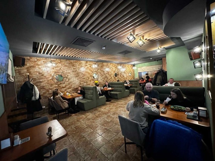 Продаж діючого кафе в центрі Запоріжжя (приміщення в оренді) - фото 1