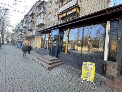 Центр Адмиральская кафе с оборудованием 79м  цена 30000 грн/мес Николаев