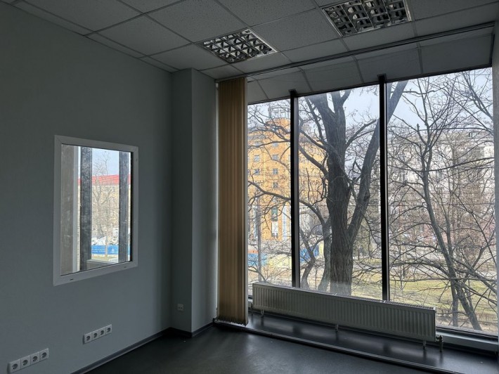 Оренда офісних приміщень з ремонтом на Проспекті Дмитра Яворницького - фото 1