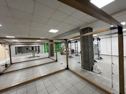 Здається приміщення 300 кв.м.Центр міста.Фортечна 4а