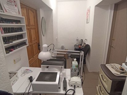 Сдам помещение с отдельным входом по ул. Чаривная 159