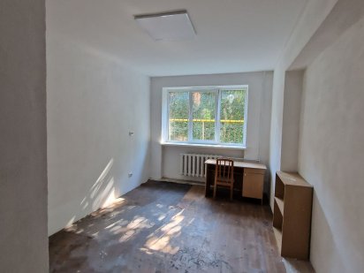 Оренда 2-х офісних кімнат (поруч), по вул. Промислова, 27 Львів