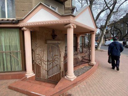 Сдам салон/магазин/помещение на Пантелеймоновской возле Привоза Одеса