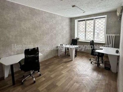 Здам  приміщення під офіс  або салон на вулиці  Алчевських Харьков