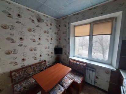 Продам 3х.комн.квартиру 1 мкрн ул.Харьковская Каменское