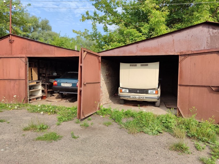 Срочно недорого 2 гаража рядом - фото 1