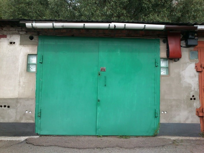 Продам сухий гараж в ідеальному стані, в кооперативі "Світанок" - фото 1