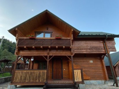 Відпочинок в Карпатах. Котедж в м.Яремче, сауна,камін,своя територія Яремче