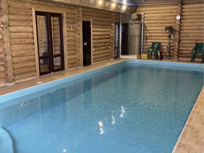 Сруб с теплым бассейном и баней Киев