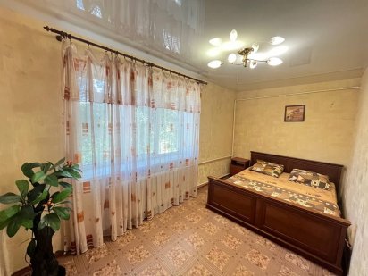 Подобово 2 кім.квартира р-н Космос , Черёмушки Каменское