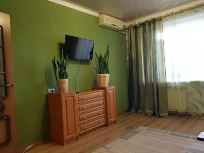 Сдам посуточно однокомнатную квартиру на левом берегу Каменское