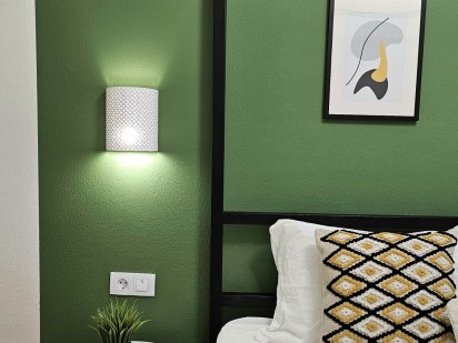 Акція! Молодіжна квартира в стилі лофт для Вас,  3 місця! Мукачево