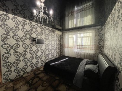 Посуточно 1ком. кв. Центр Павлоград