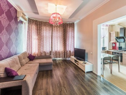 Комфортная 2к квартира возле м. Вокзальна (Шевченковский р-н) Киев