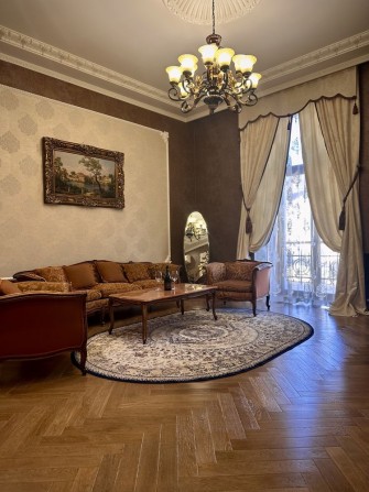 Чарівна 2-х кімнатна квартира в центрі Одеси - фото 1