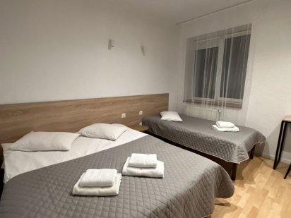 Готельний номер, з включеним сніданком у  центрі Львова. Львів