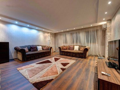 Апартаменты 3к в новом доме, Печерский р-н, (м. Дружбы Народов) Київ