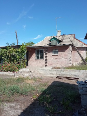 Газифицированный дом г.Мирноград (между центр.рынком и Даманским) - фото 1