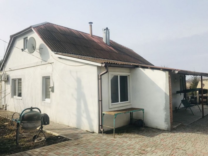 Продам житловий будинок в місті Люботин - фото 1