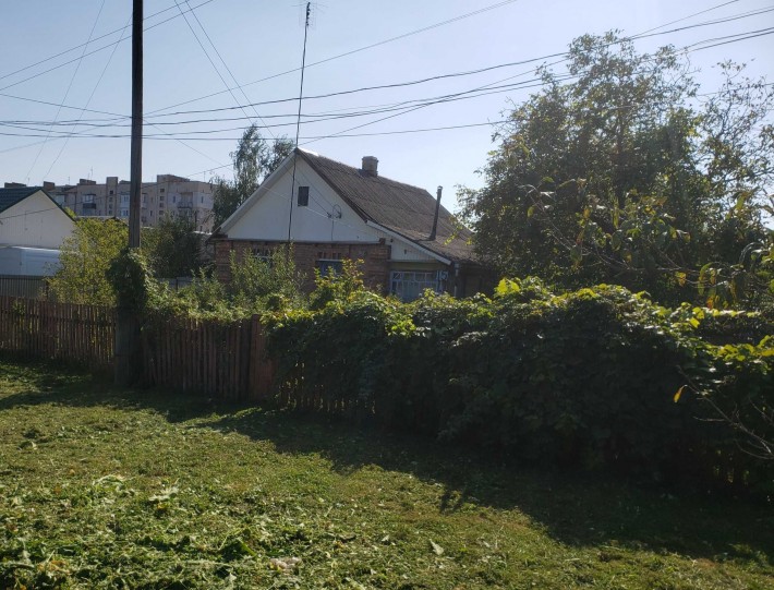 Будинок на ділянці 16 сот, в м. Шепетівка  (Першотравнева,) - фото 1