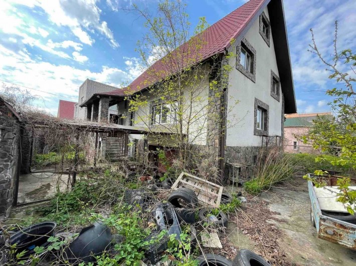 Продаж будинку та землі в м.Бровари, вул.Лугова, 10.  138100$ - фото 1