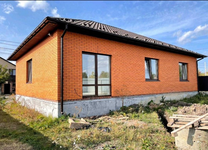 Продаєтья новий цегляний будинок в мікрорайоні "Тяжилів" - фото 1