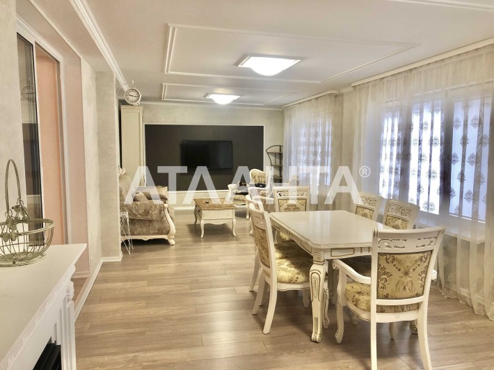 Продам идеальную квартиру на царском втором этаже в Черноморске. - фото 1