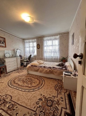 Продам велику 3-кімнатну квартиру в Старому місті + ГАРАЖ - фото 1