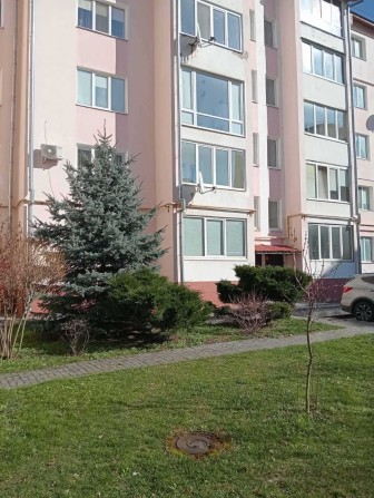 Продаж три кімнатної квартири на вул. Чорновола - фото 1