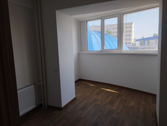 Продаю 3-кімнатну квартиру на Леваневського в новобудові з ремонтом - фото 1
