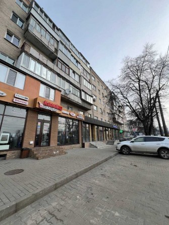 Продається квартира вул. Зарічанська,2 - фото 1