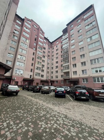 Продається дворівнева квартира по вулиці В.Симоненка - фото 1